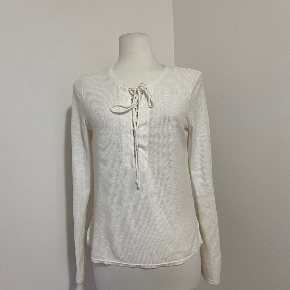 Medium Chelsea Sky Top
